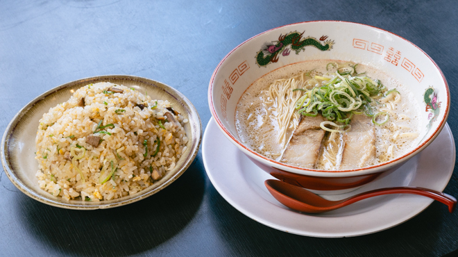 博多長浜ラーメン まる長 - メイン写真: