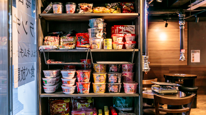 韓国焼肉 べいぶ - メイン写真:店内韓国食品販売中！！