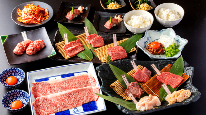 精肉卸問屋直営焼肉店 牛次郎 - メイン写真: