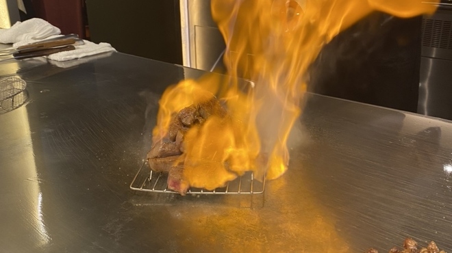 ステーキハウス あづま - 料理写真: