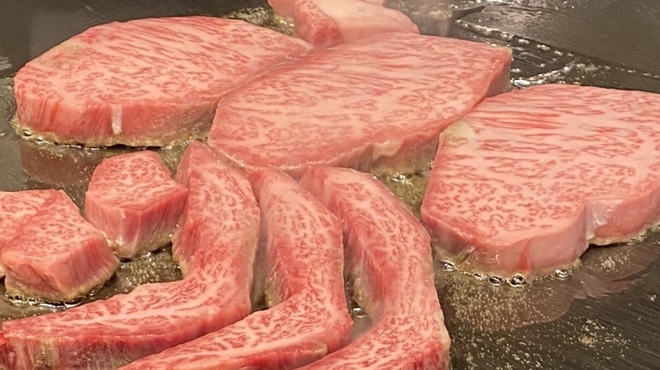 ステーキハウス あづま - 料理写真: