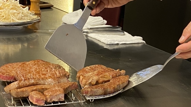 ステーキハウス あづま - 料理写真: