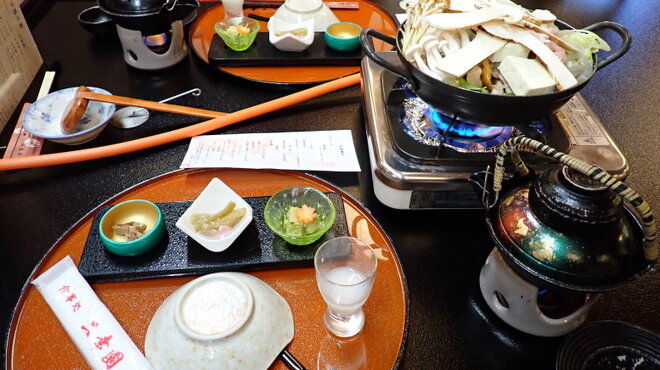 二幸園 - 料理写真:最初にこれだけ出されて･･･