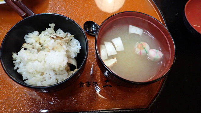 二幸園 - 料理写真:松茸ごはん