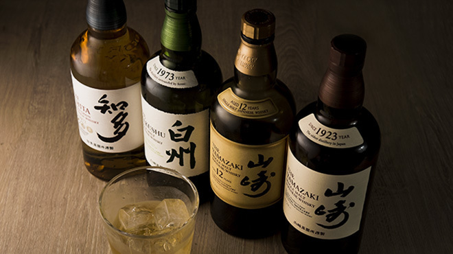 真碕 - メイン写真:ジャパニーズウイスキー。複数ございます。