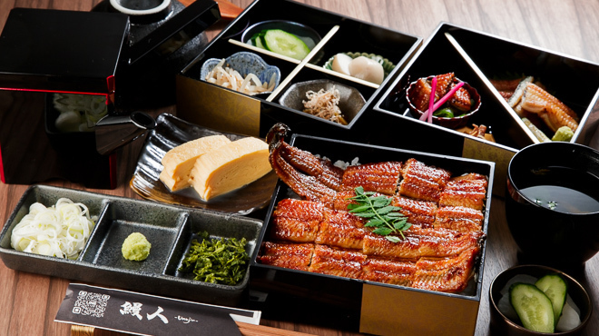 鰻人 - メイン写真:三段重”宮”-MIYA-