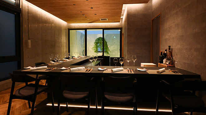 L'ARBRE - メイン写真:落ち着いた雰囲気のある店内