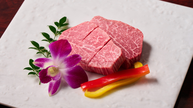 黒毛和牛焼肉 虎斑 - メイン写真: