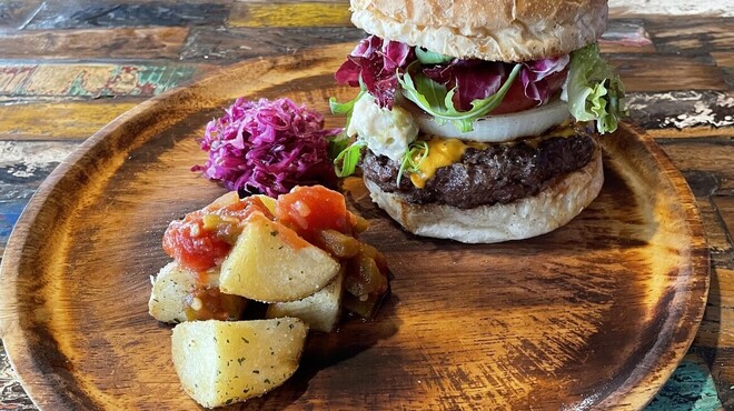 ヘミングウェイ - メイン写真: