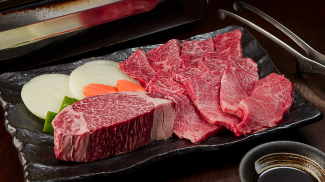 焼肉くろちゃん - メイン写真:米沢牛4種盛