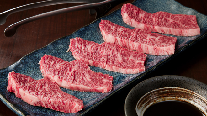 焼肉くろちゃん - メイン写真:米沢牛ハラミ