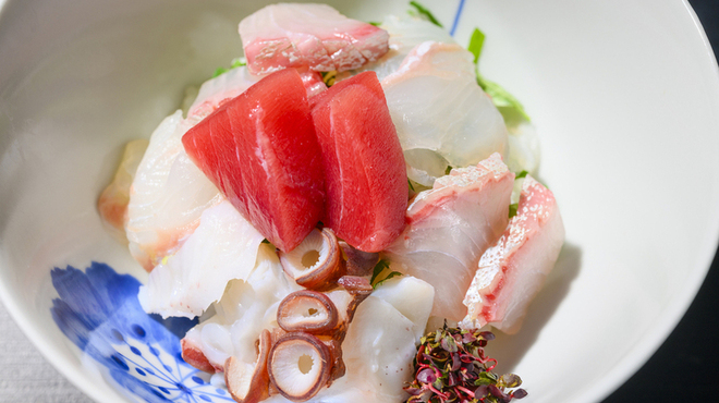 酒家 魚肉菜 虹晴れ - メイン写真: