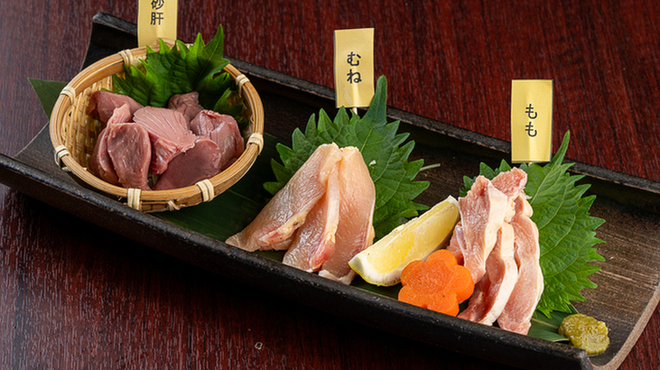 おいしい地鶏と地酒 個室居酒屋 鶏っく - メイン写真: