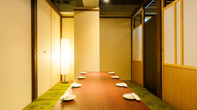 おいしい地鶏と地酒 個室居酒屋 鶏っく - メイン写真: