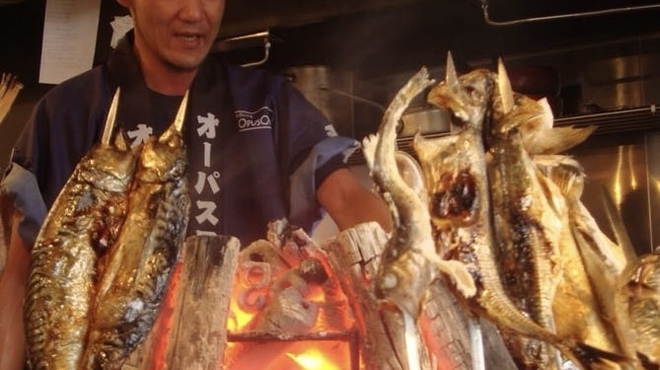海鮮炭火原始焼き 日本酒 のど黒炭魚 - メイン写真: