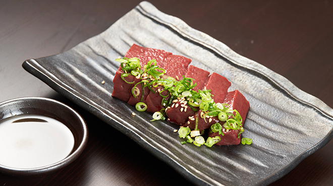 炭火焼肉 ホルモン にく式 - メイン写真:
