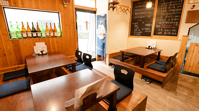 季節料理 湧 - メイン写真:掘りごたつ席