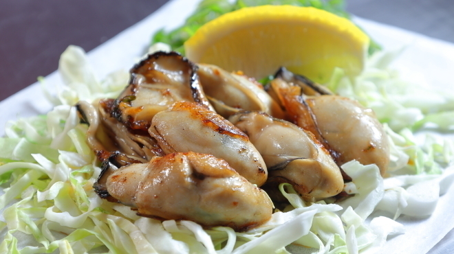 ちんちくりん - メイン写真:カキのバター焼