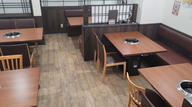 炭火焼肉 牛和鹿 - メイン写真: