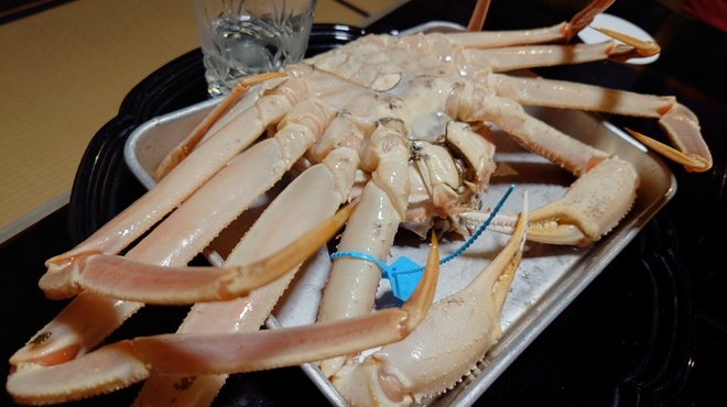 鈴おき - 料理写真:酒蒸しにはこの状態でお酒（手取川）をかけます。