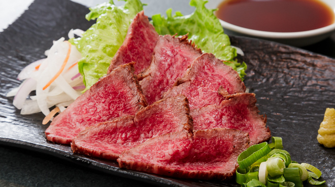 大邱家 - メイン写真:和牛タタキ刺し