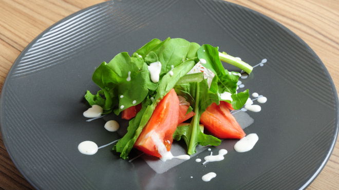 創作料理 禅弥 - メイン写真:季節野菜と果物のフレンチサラダ