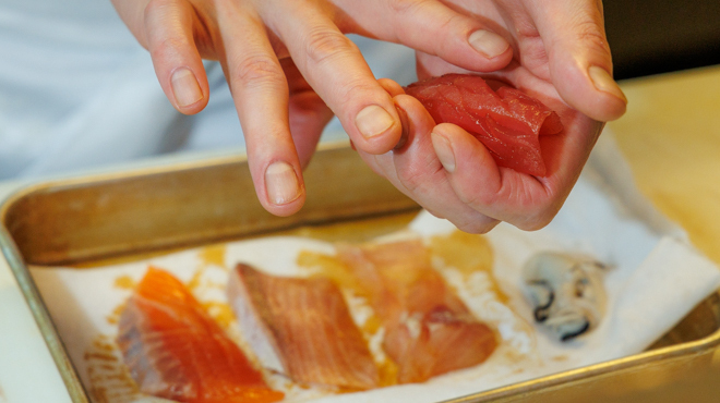 居酒屋 ホタル - メイン写真:にぎり