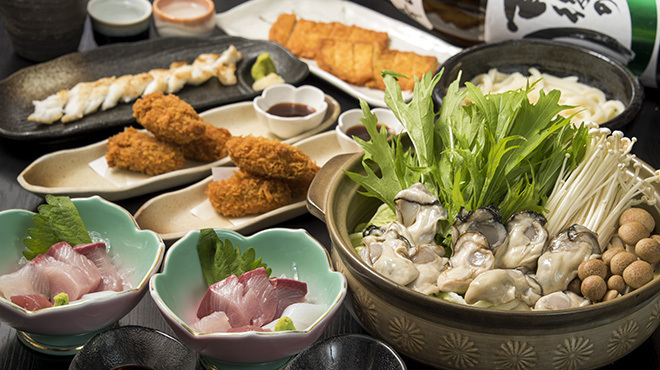 雑草庵　安芸 - メイン写真:税込6000円ぽっきり牡蠣鍋コース