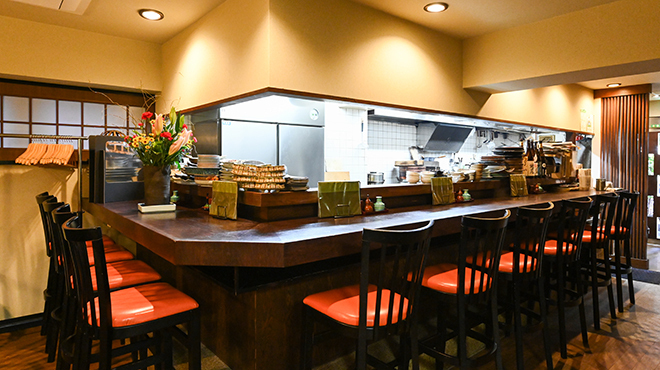 三好 - メイン写真:カウンター席