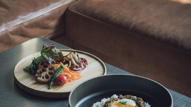 toe BAR & RESTAURANT - メイン写真: