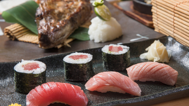 魚島屋 - メイン写真: