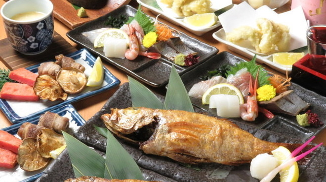 海鮮炭火原始焼き 日本酒 のど黒炭魚 - メイン写真: