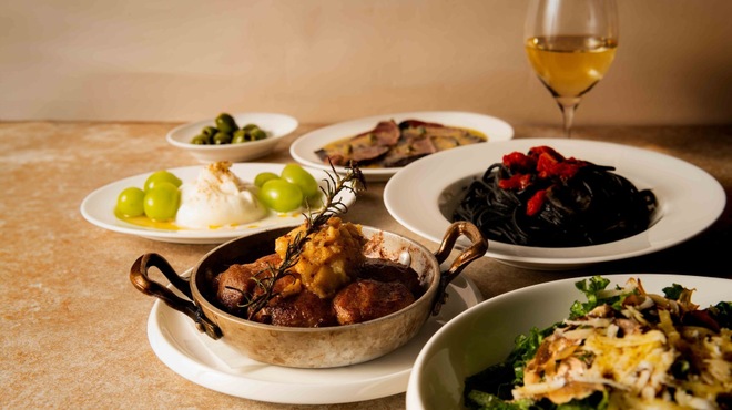 AZABUDAI HILLS CAFÉ - メイン写真: