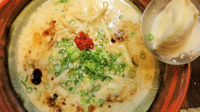 餃子のさんくみ - メイン写真: