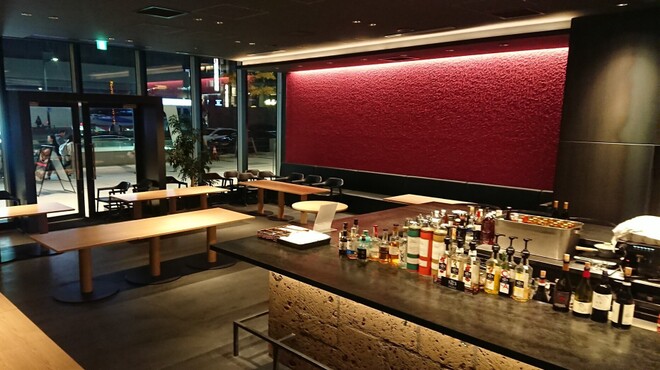 ポワン・エ・リーニュ - メイン写真: