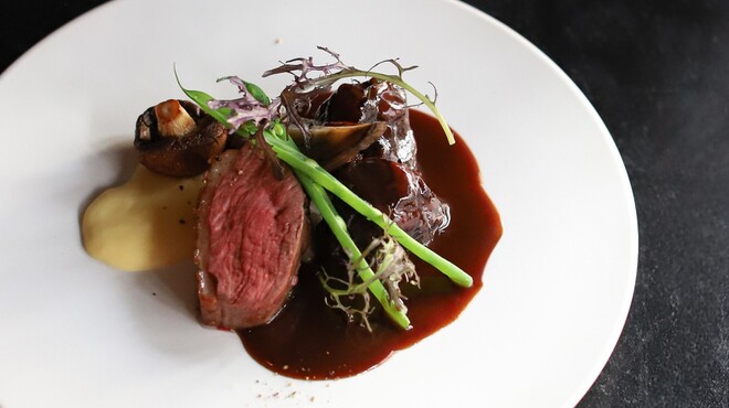 ポワン・エ・リーニュ - メイン写真: