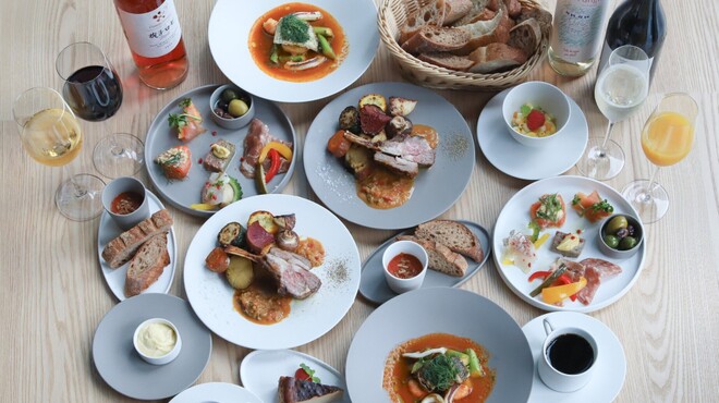 ポワン・エ・リーニュ - メイン写真: