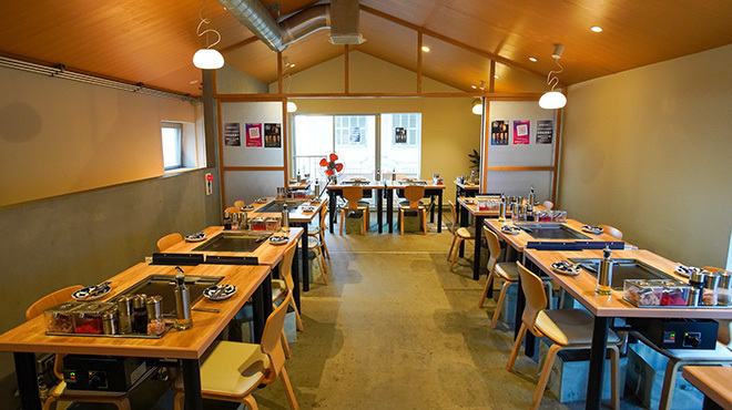 月島もんじゃ・お好み焼き てっぱん - メイン写真:テーブル