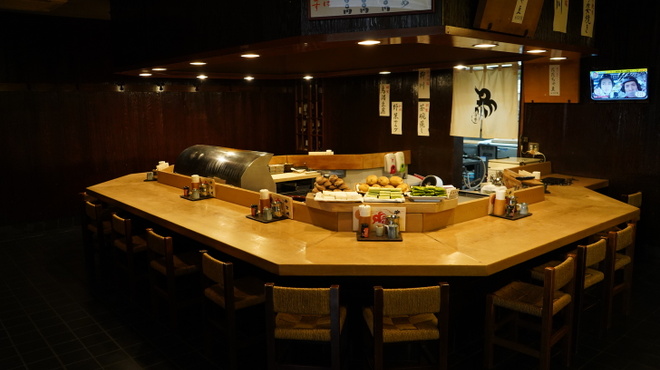 鳥伊勢 - メイン写真: