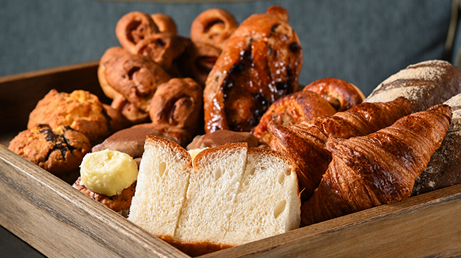 flour+water - メイン写真:ワンハンドレット食パン