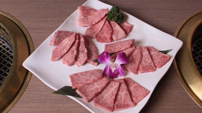 아리랑 야키니쿠 하우스 츠치하시점