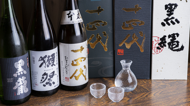 祇園えもん - メイン写真:日本酒好きの大将が、季節に合わせて常時30種ほどご用意しております。