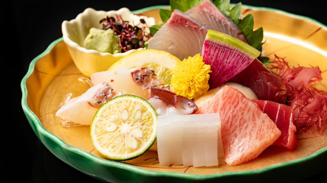 地魚 寿司 逸品 おどろき - メイン写真: