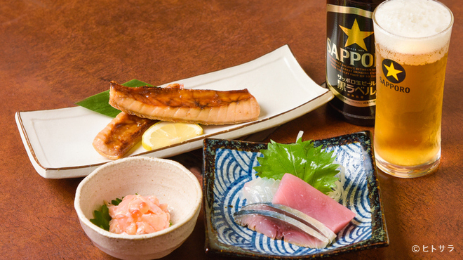 桂屋 - 料理写真:お酒がどんどん進む。新潟県村上の名物料理を集めた『晩酌セット（村上）』