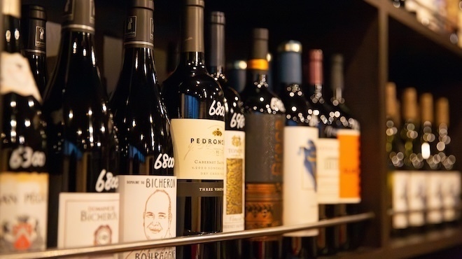 YOKA wine Otsuka - メイン写真:豊富なボトルワイン