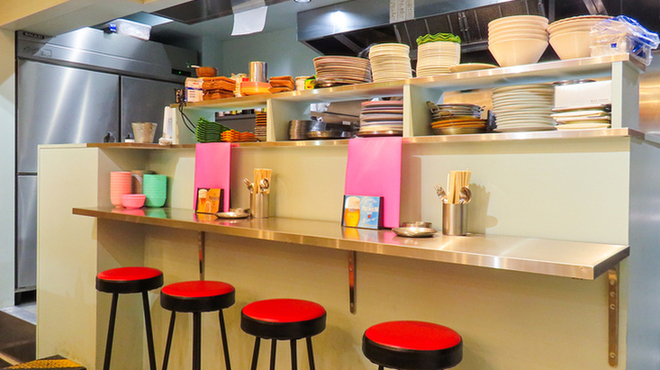 アジアン屋台バル クアトロ - メイン写真: