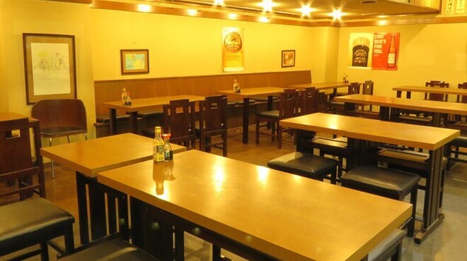 食堂・酒場 ゴールデンゲート - メイン写真: