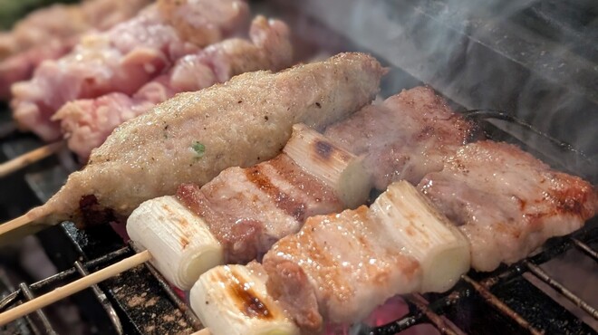 炭火焼き鳥 豆鳥 - メイン写真: