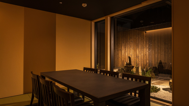 京都つゆしゃぶCHIRIRI 四条烏丸 別邸 - メイン写真: