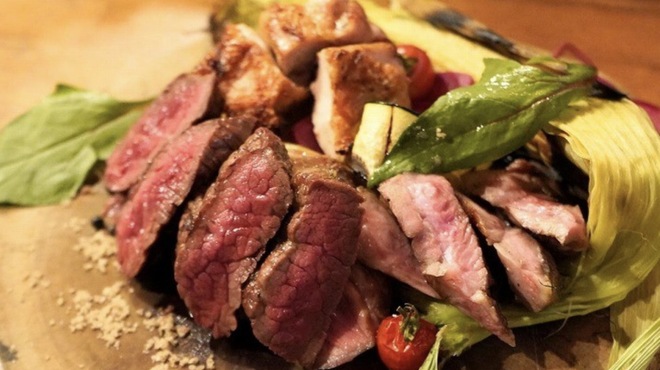 Asian Dining＆嚴選肉Bar AZITO 大宮店